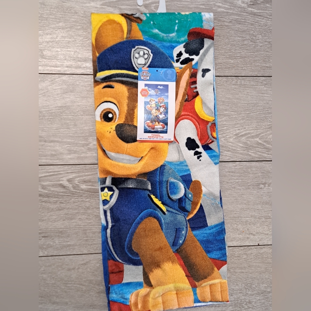 Brand New Paw Patrol Kids BeachTowel